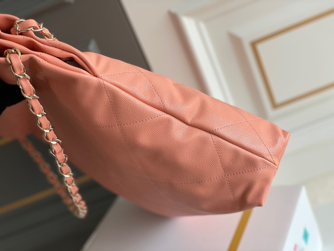 A6EA4A6D-20A3-4BF5-942F-0B04A6E28AFE