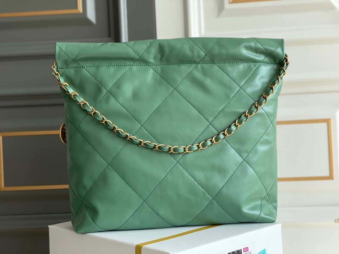 60BBB9A3-4949-4ED6-A6EC-35FE50812086