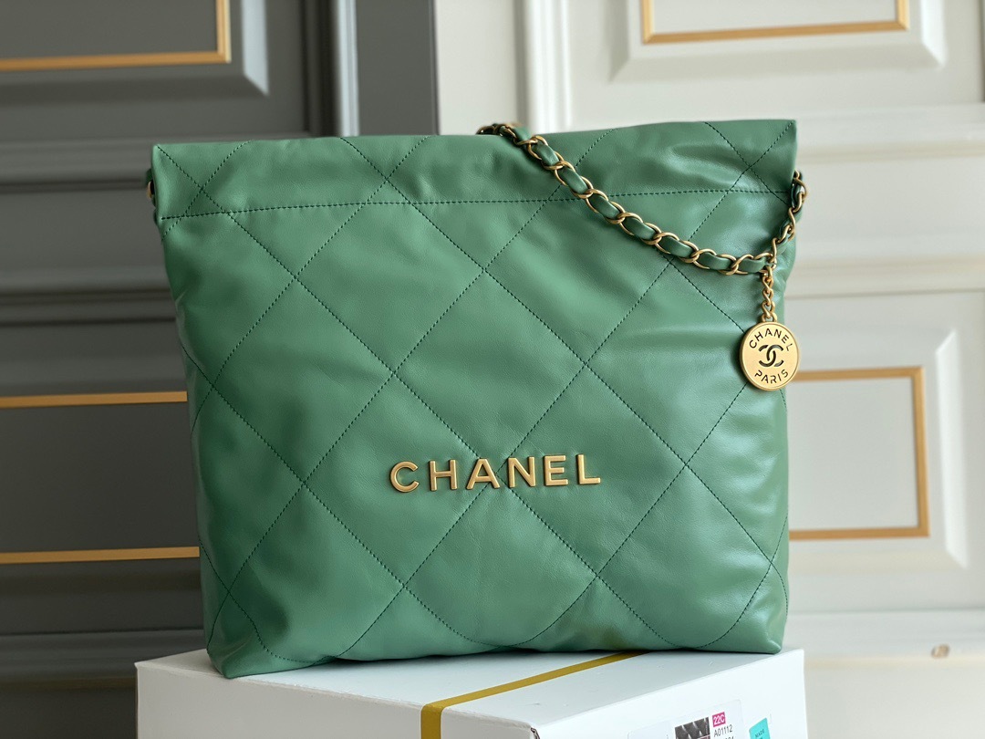 1A0137C6-7367-4A7E-86B9-7DDE60C53618