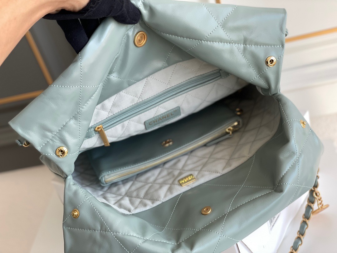 021883CC-9929-4217-8CFF-B84331266B3A