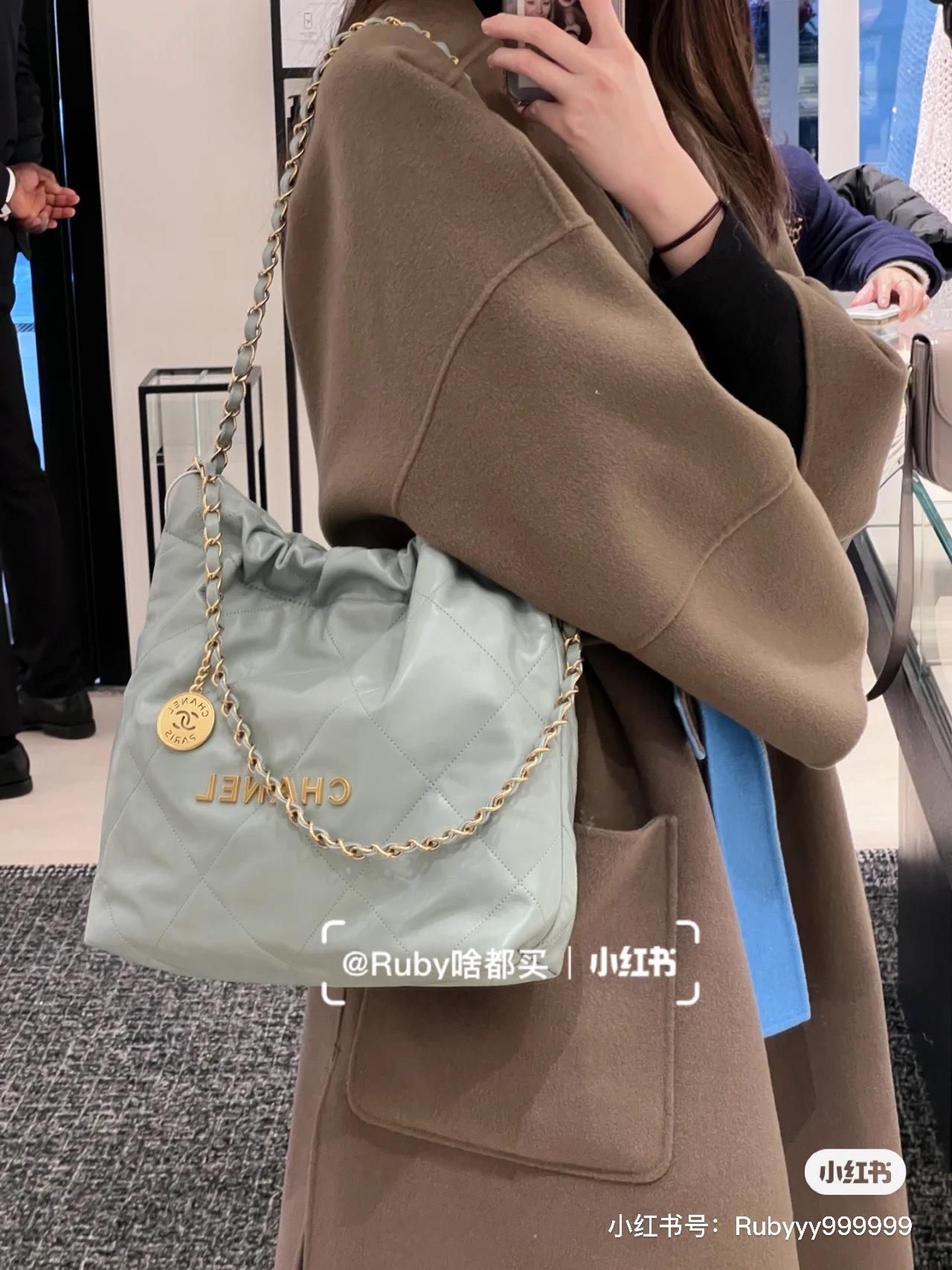 4FF5EBDC-43B1-4967-BAD2-C3C5E0E1CB9C