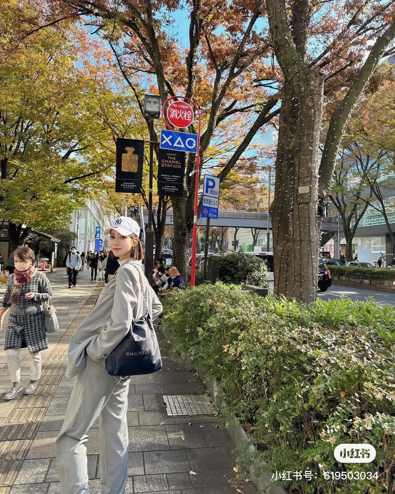 A4F3B372-87F3-4FF9-B889-383A891D9F7B