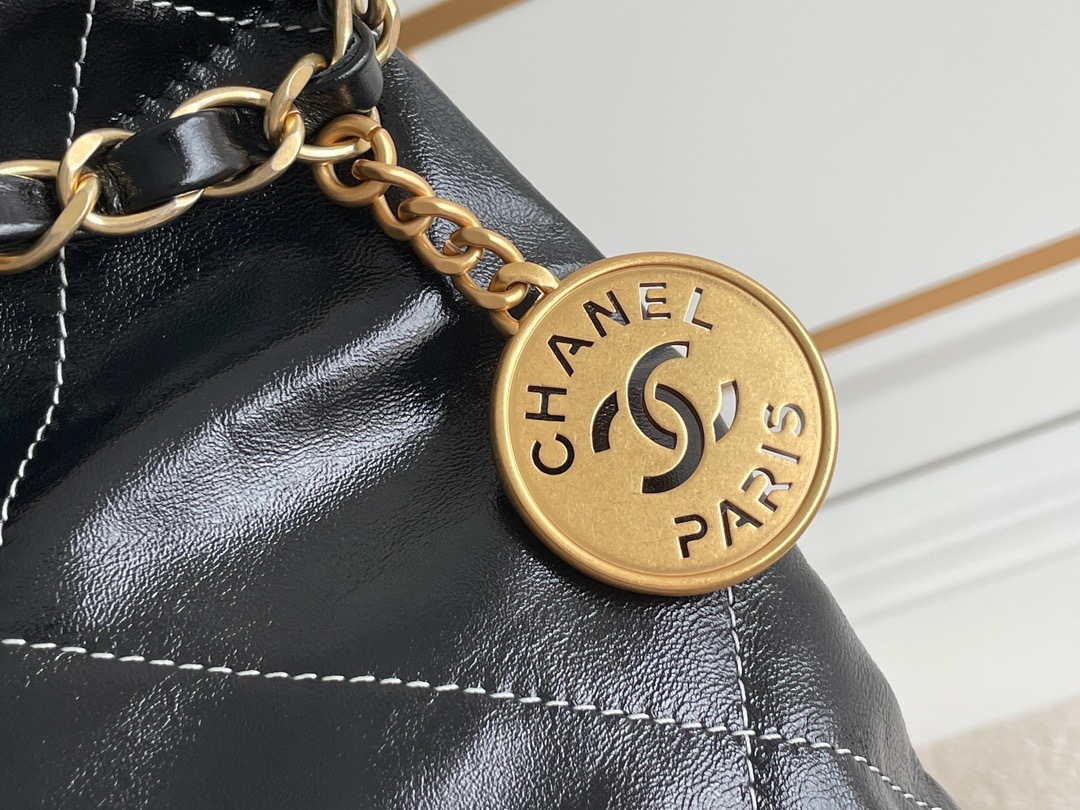 EB187A8D-FDA2-478C-8EAA-E679C46B7958