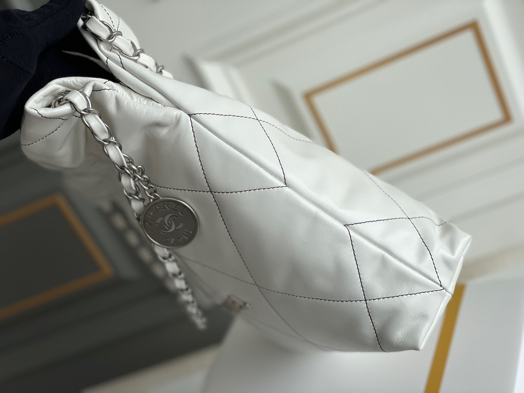 F9F47E9B-6D42-4F6E-BB93-62039DCD36F3