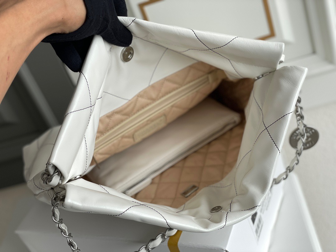 1F2D534E-E208-430F-A633-49FB88256F81