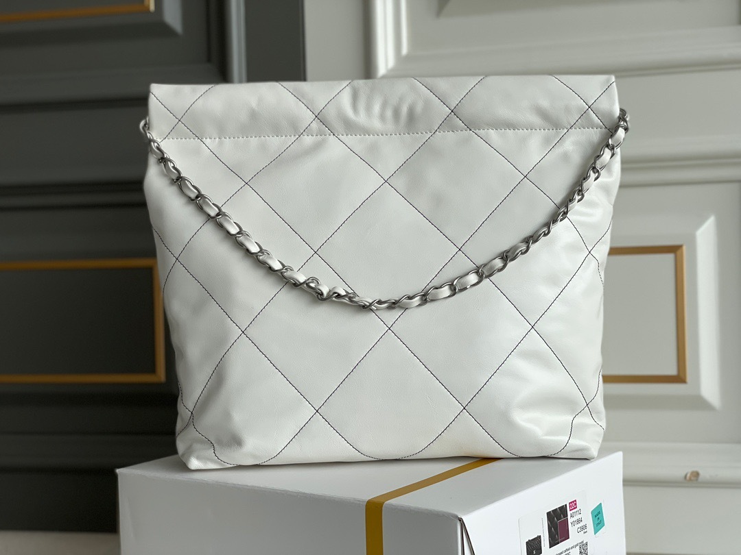 5E598C82-A7DF-4B30-8B53-89530C7476F8