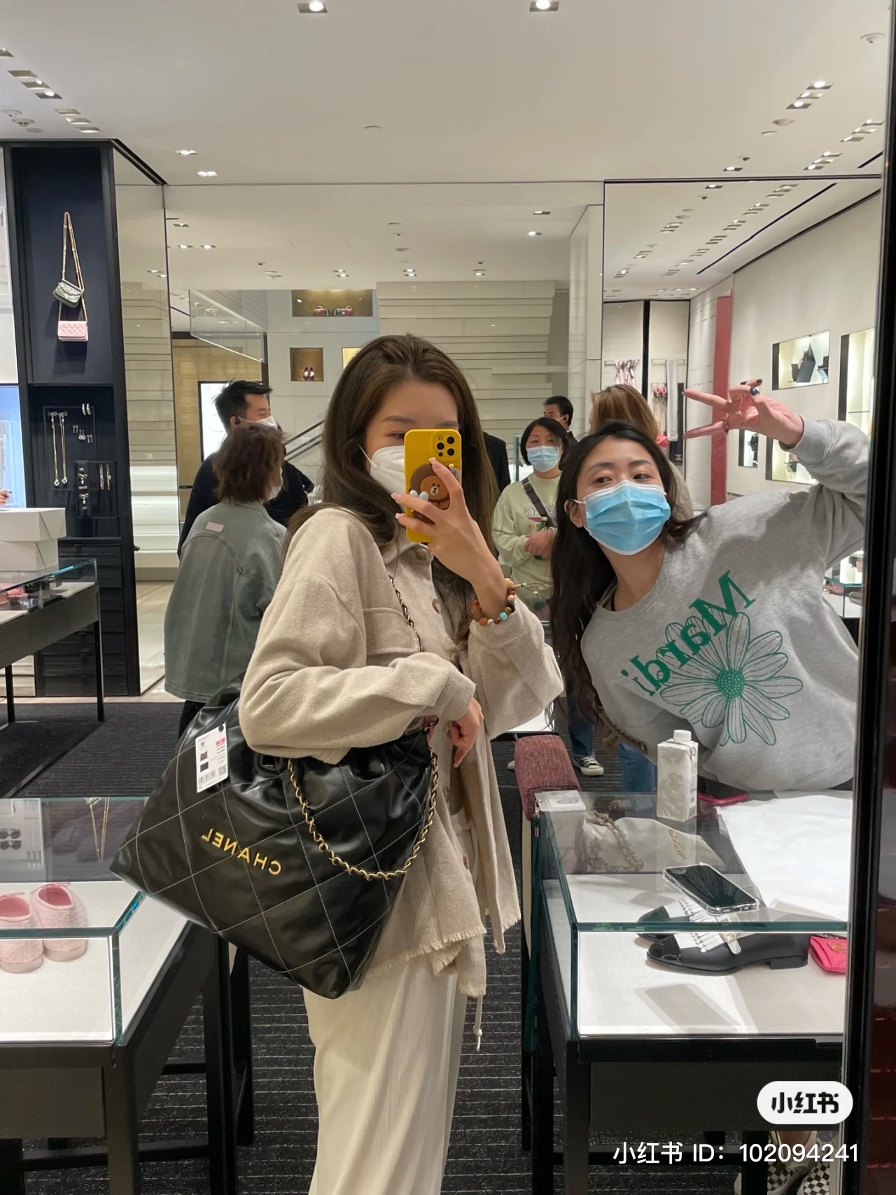 48605922-C3F1-48E9-B230-EC3F756156D3