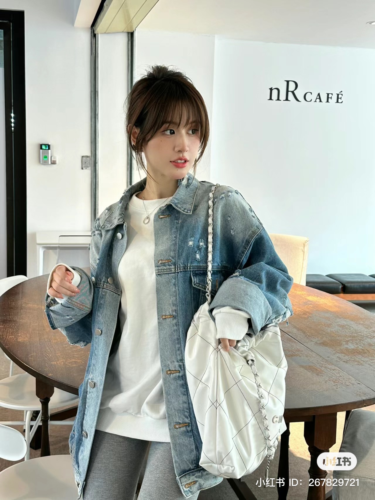 E3843C3E-5802-4659-A0B7-0D8A679747B0