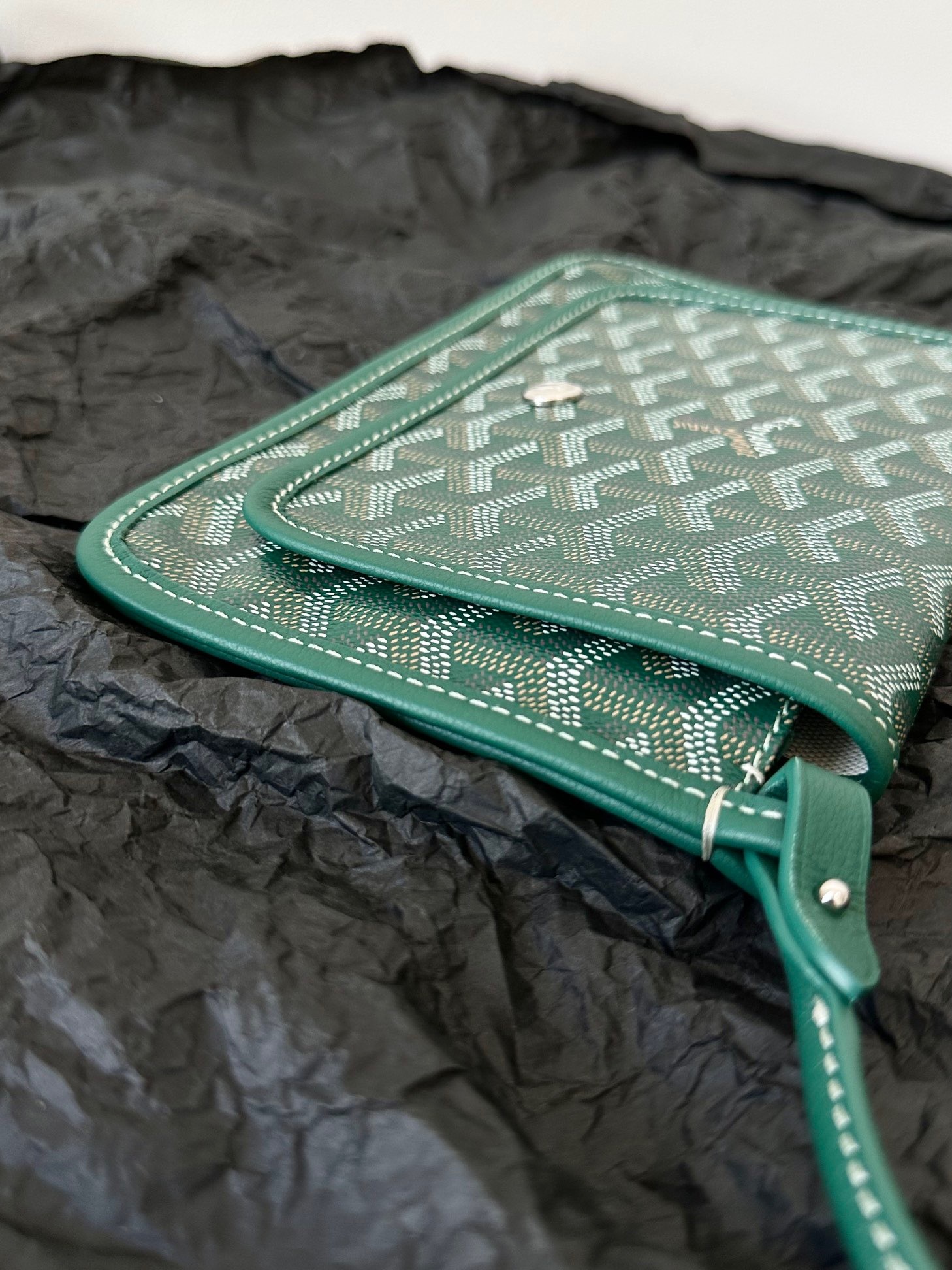 660B8209-71D8-47BA-B95B-E59ADA45FACA