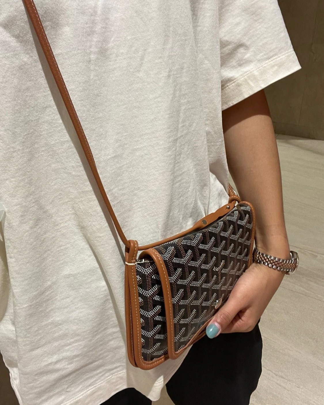 5636CA01-E3DE-4A5E-B78E-4AF2C2BCE850