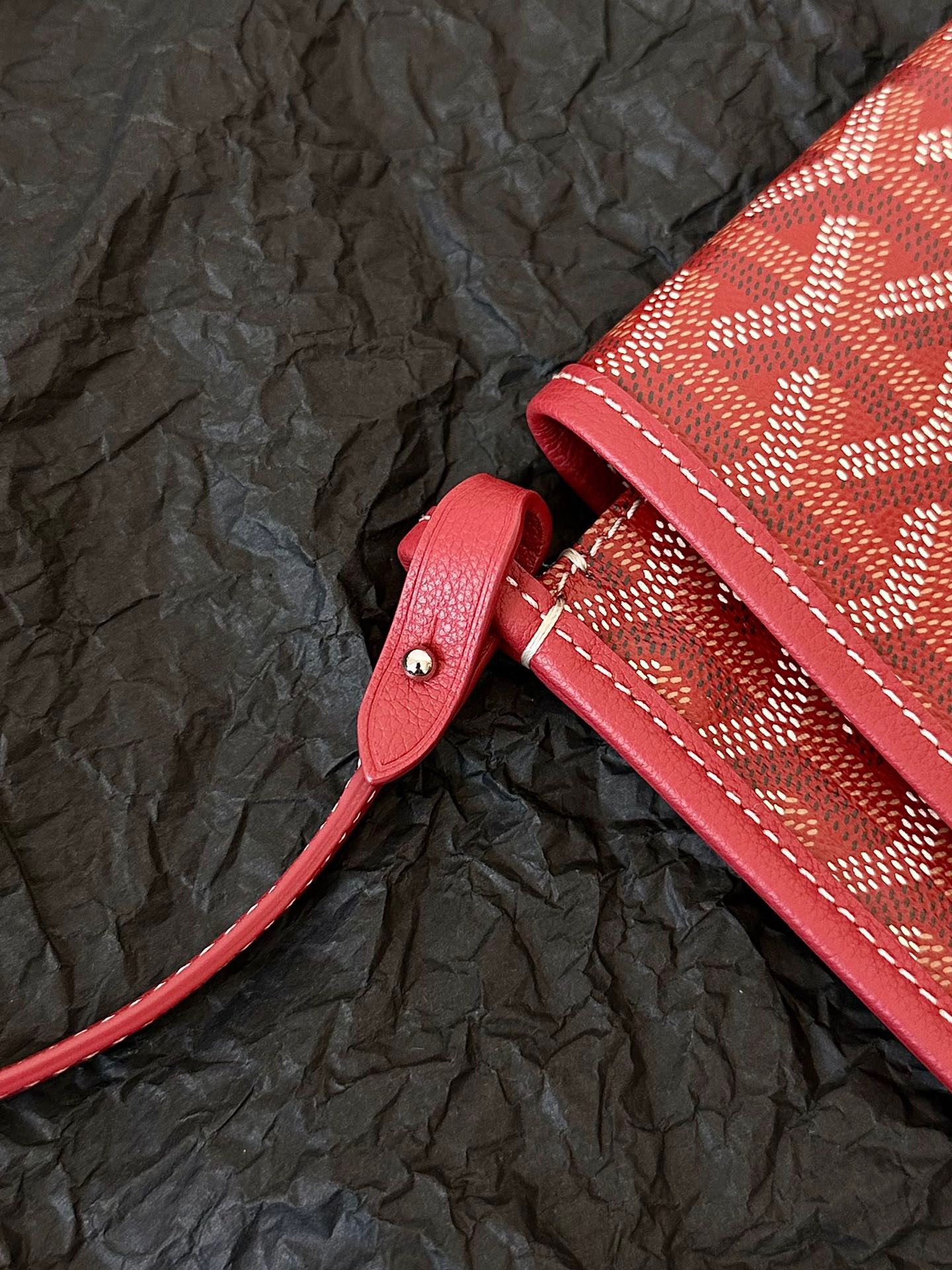 54992BC6-FBB1-4DBA-A764-20C99ECE6104