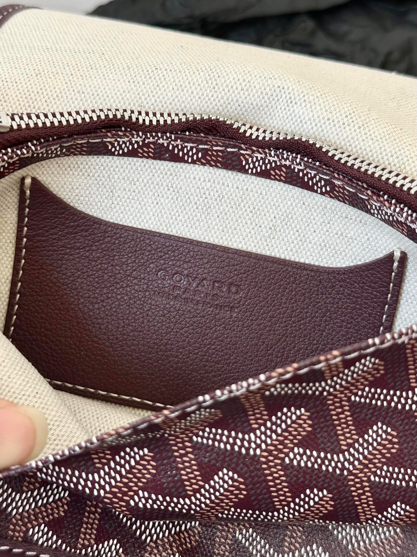 4A3B57C3-A755-4A05-9C71-CAF44F7509A9