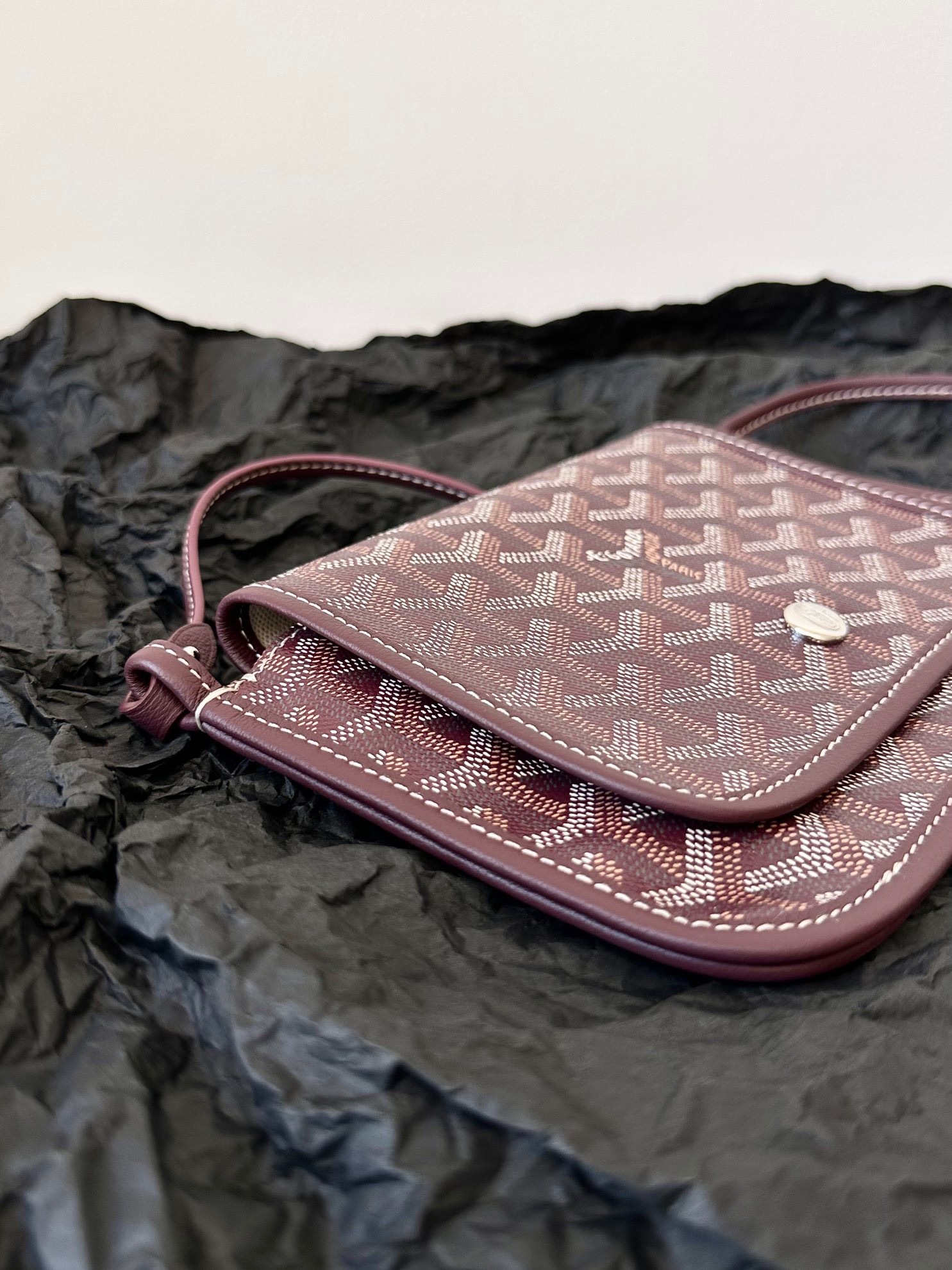 A446D9C1-0B84-43E8-808E-FF62763CFDDF