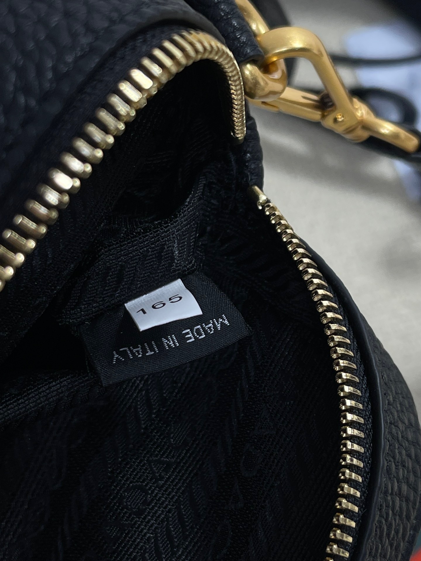 F32F3063-284A-4B7C-A274-55DFD692751D