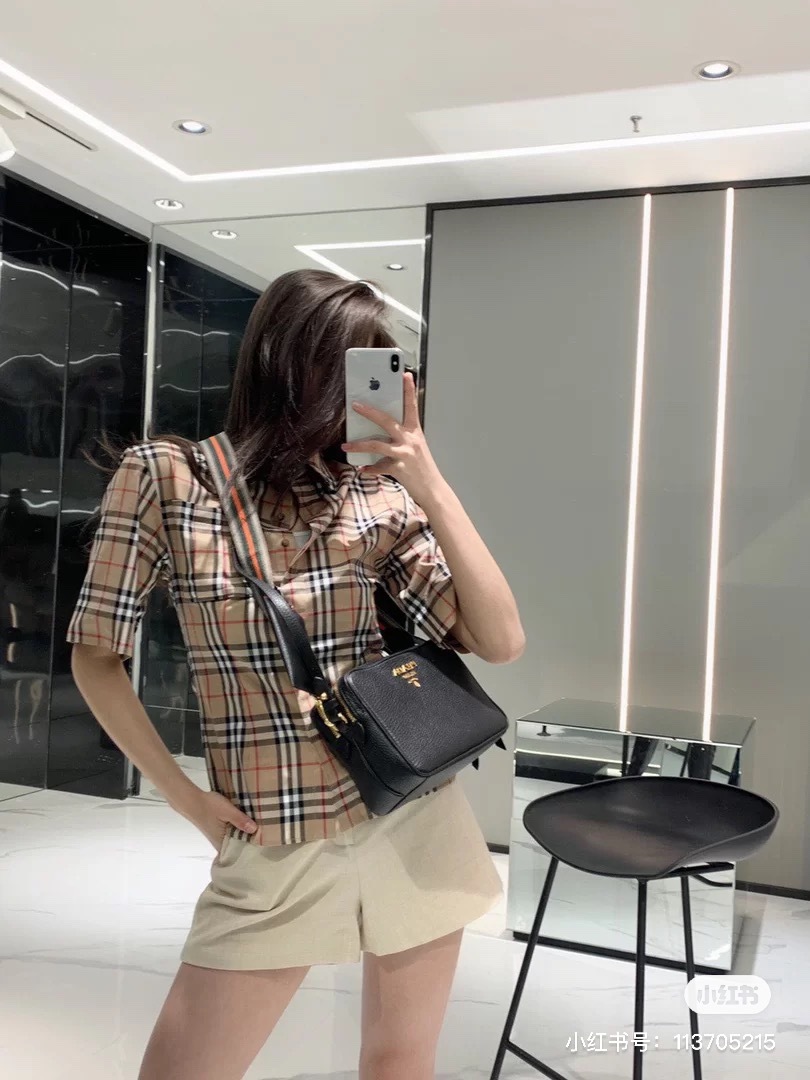 C5EC696E-0FCD-4951-9641-9B04AC288619