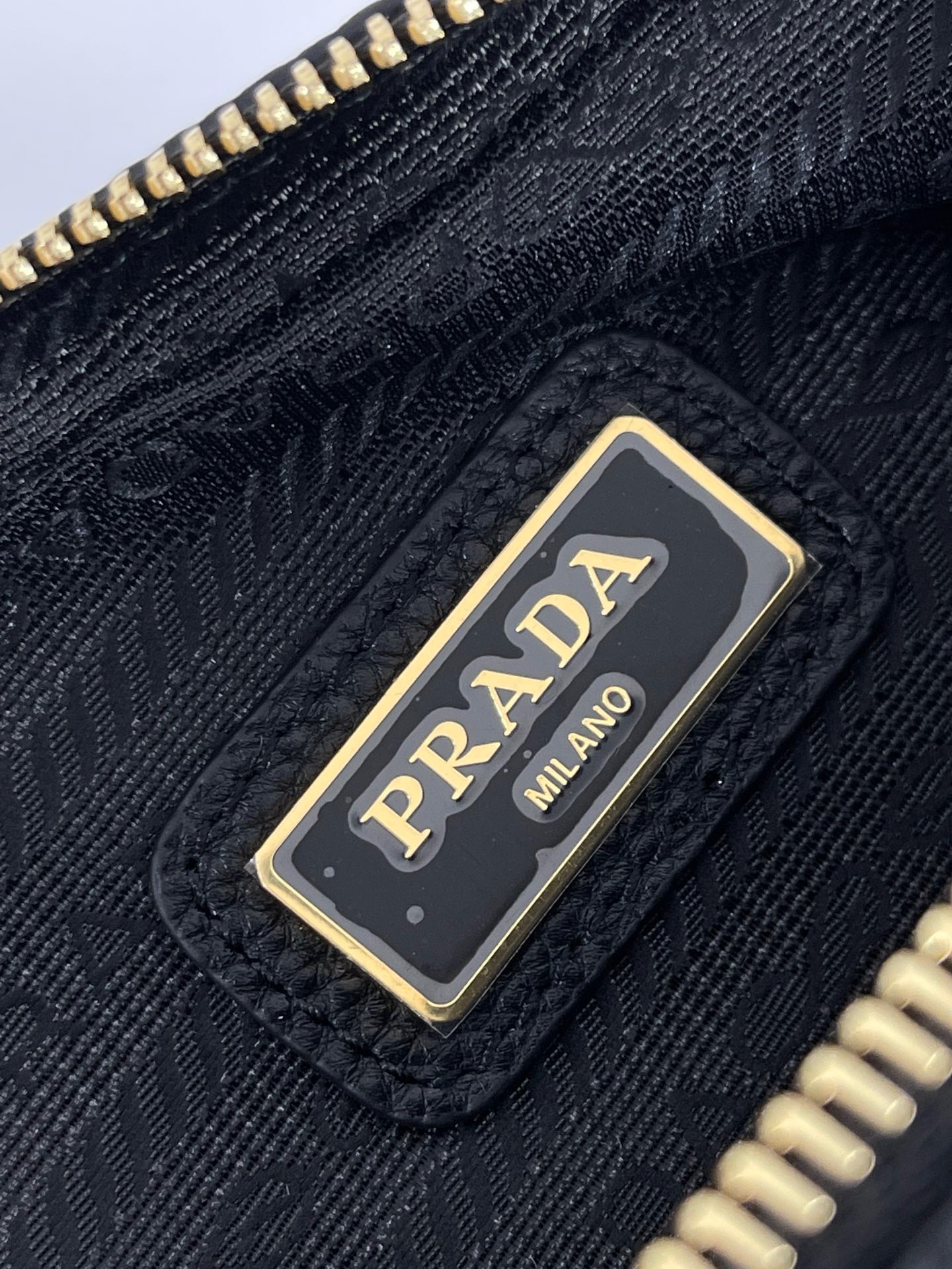 871E4FB9-1031-423F-B01D-505A9E71CBEB