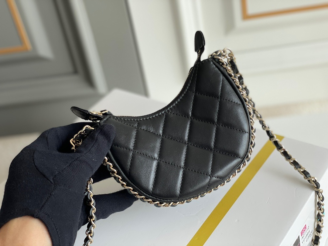 DFD32FF7-CF6C-43BC-93AE-C5FB0EAB183B