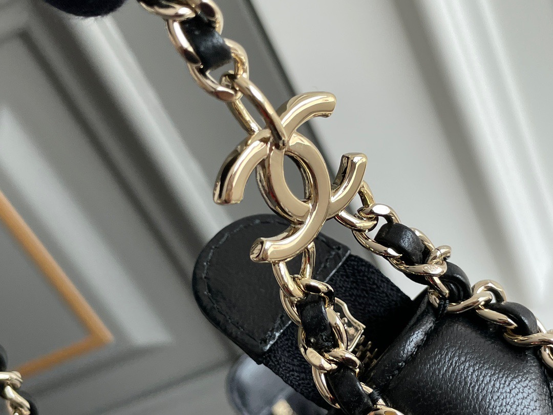 7A176312-D795-4E1F-9BCA-A5A8B94CE303