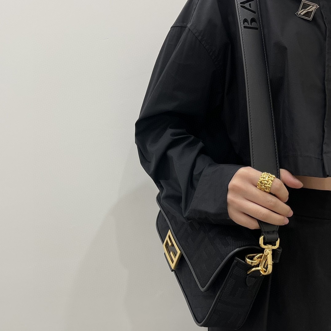 5A244679-7F96-4B3B-A91B-BDBCB4116AD2