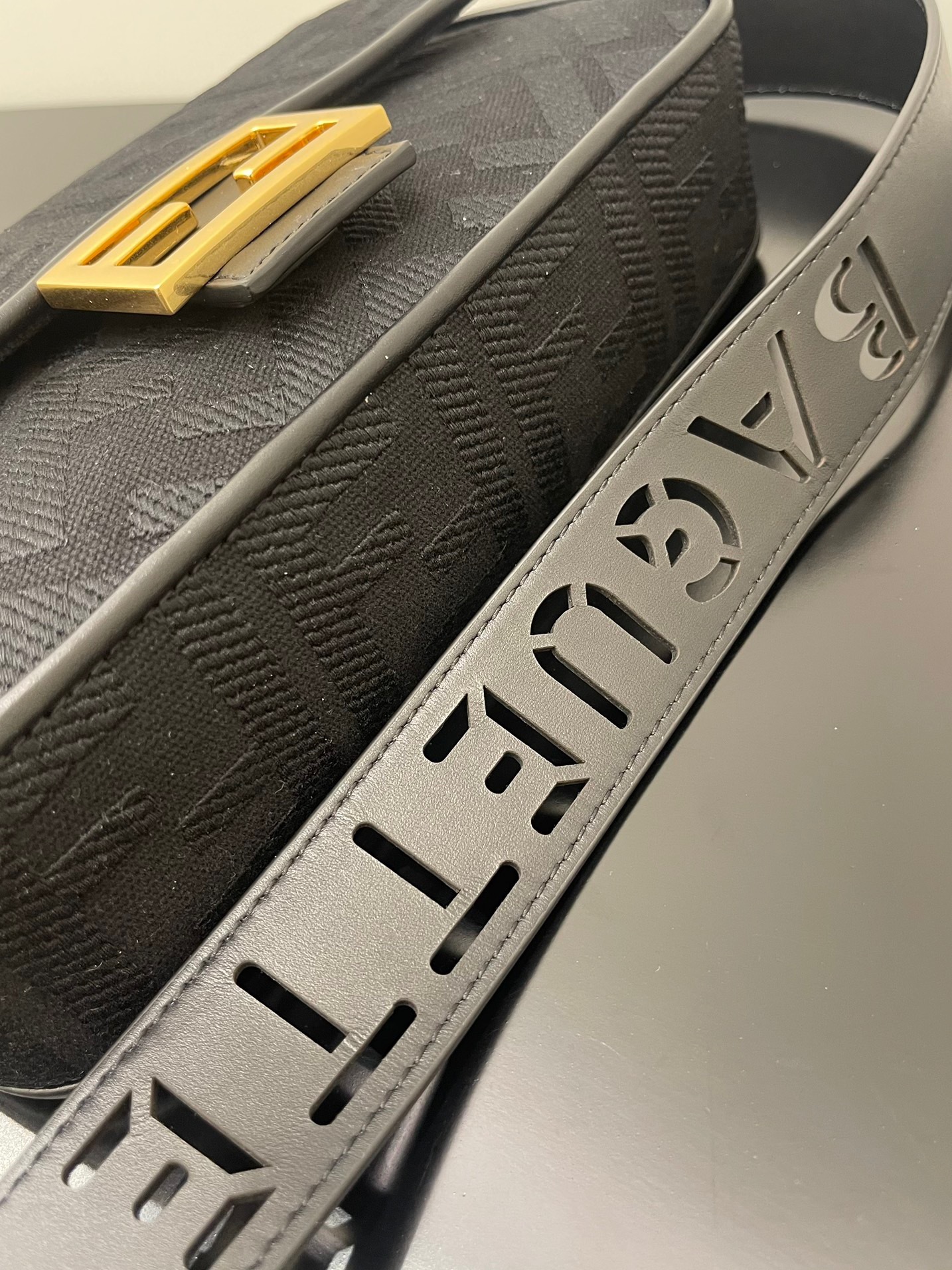 89B9BC7E-81E1-4CE9-B91E-11BB55104F84