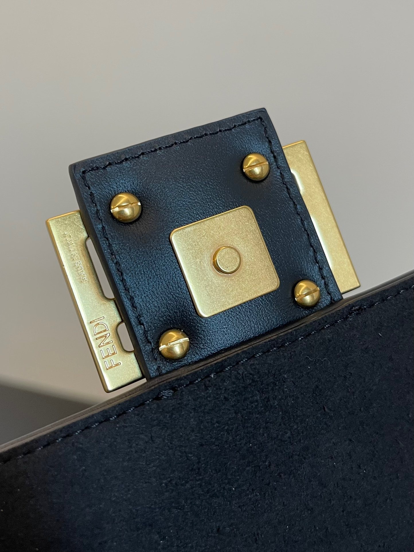 E0D7753F-58FD-4F9D-9CBF-DB628A7C9B0A