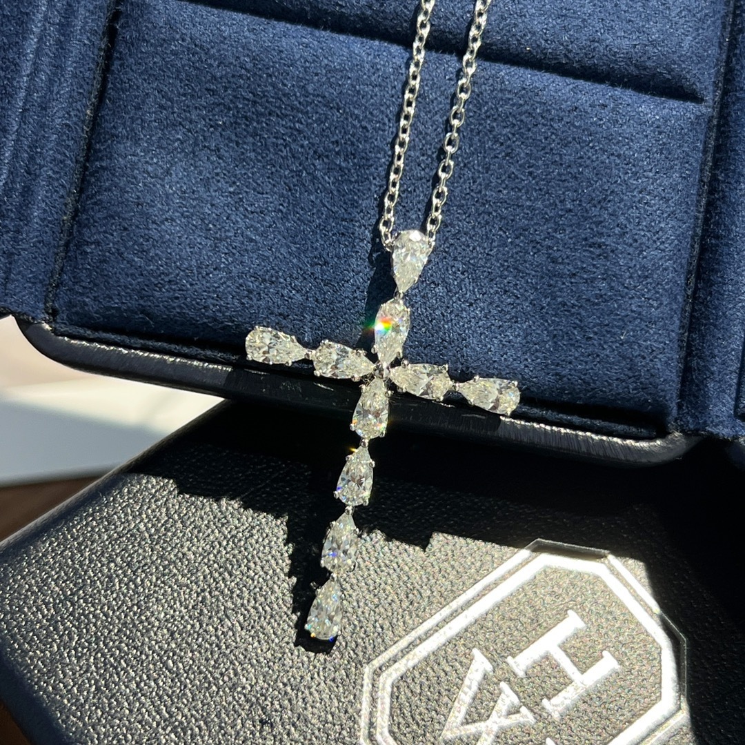 7E84ACE8-7369-4CAE-887C-9B7C75DC9EF2