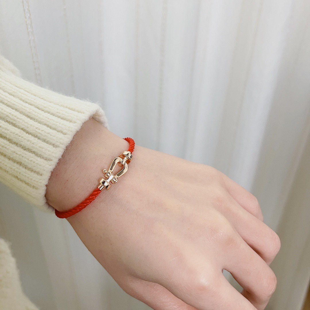 098F10C6-59DB-46BB-BACC-06E020D2DD6C