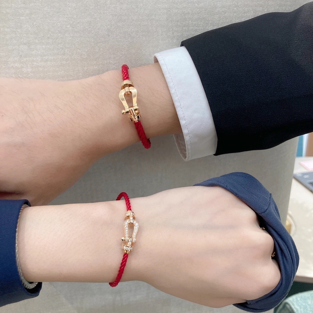 DDB71688-4312-46F0-98D6-8F7A3E0C1A0F