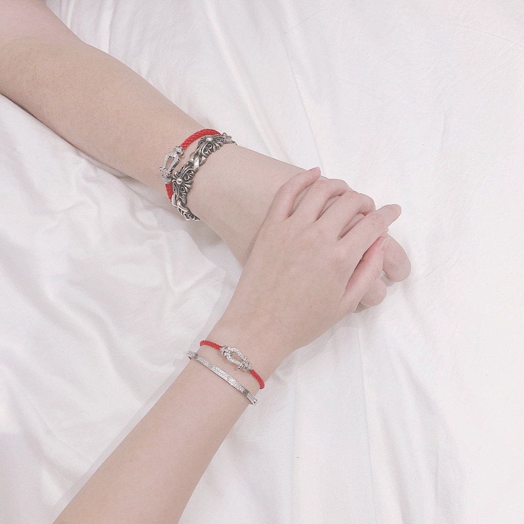 6BEAFD5C-0423-42B6-A09C-86494A32D83D