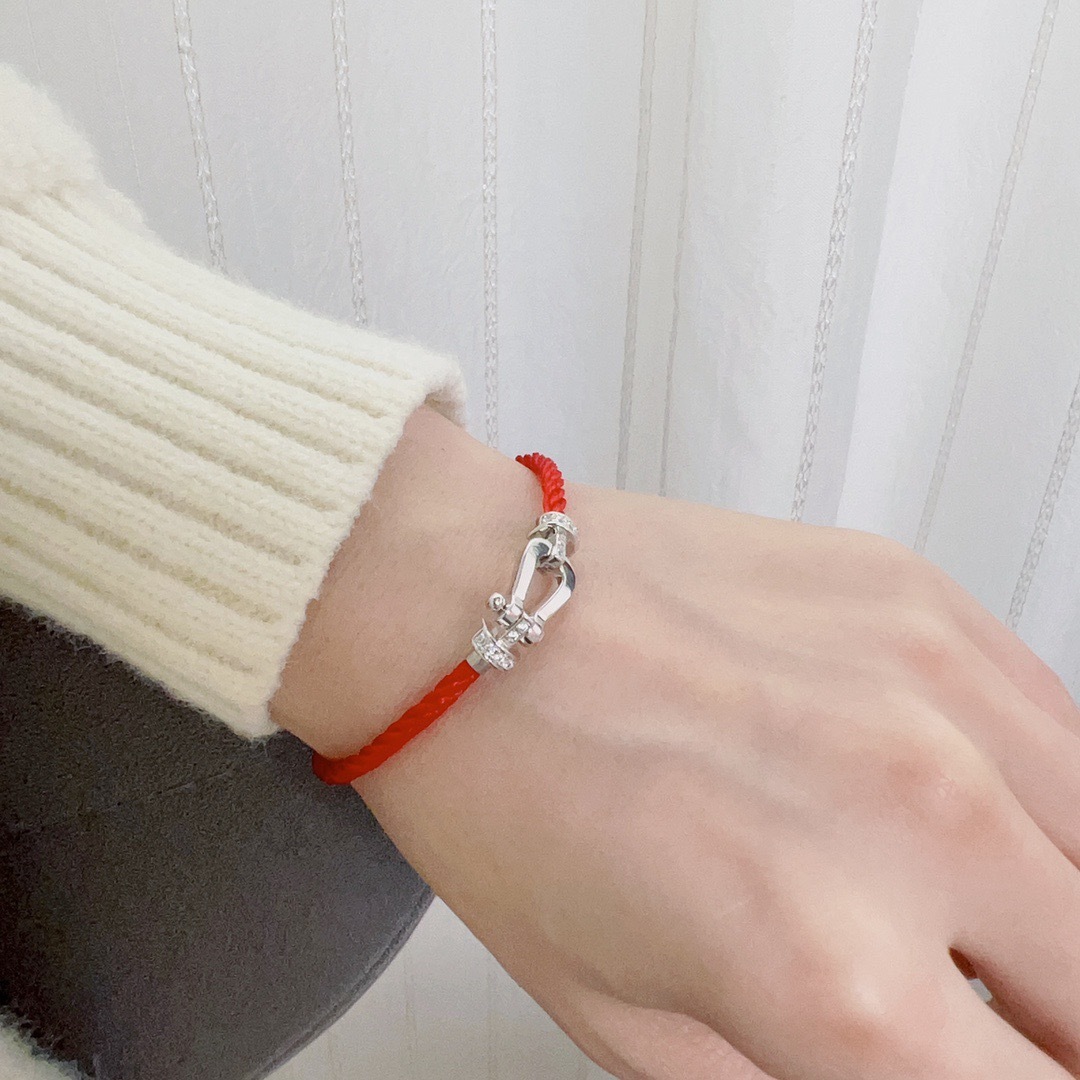 42DF5DE9-7A3B-4D6E-9066-748EE3CA4D1E