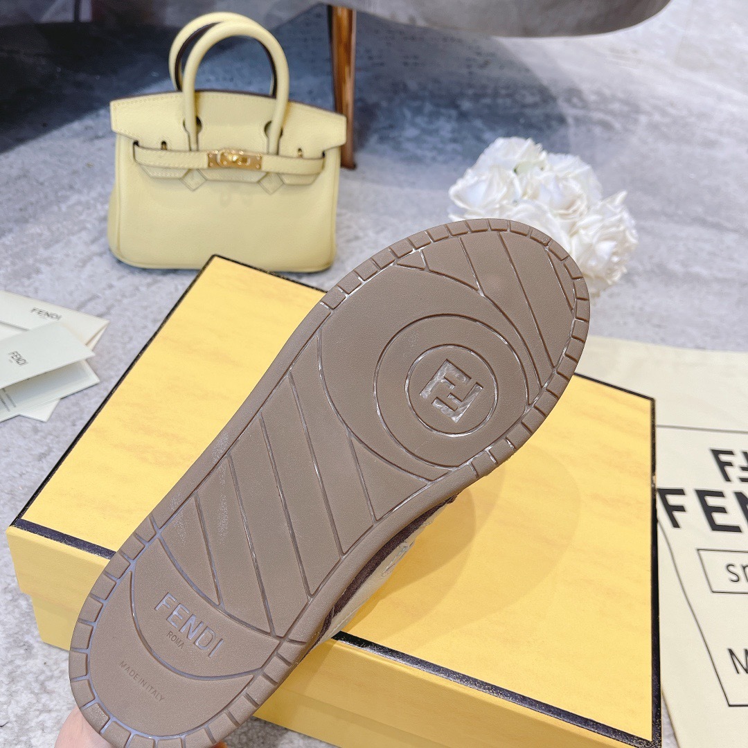 42961AA2-36D7-4007-B74F-3C18889A8E77