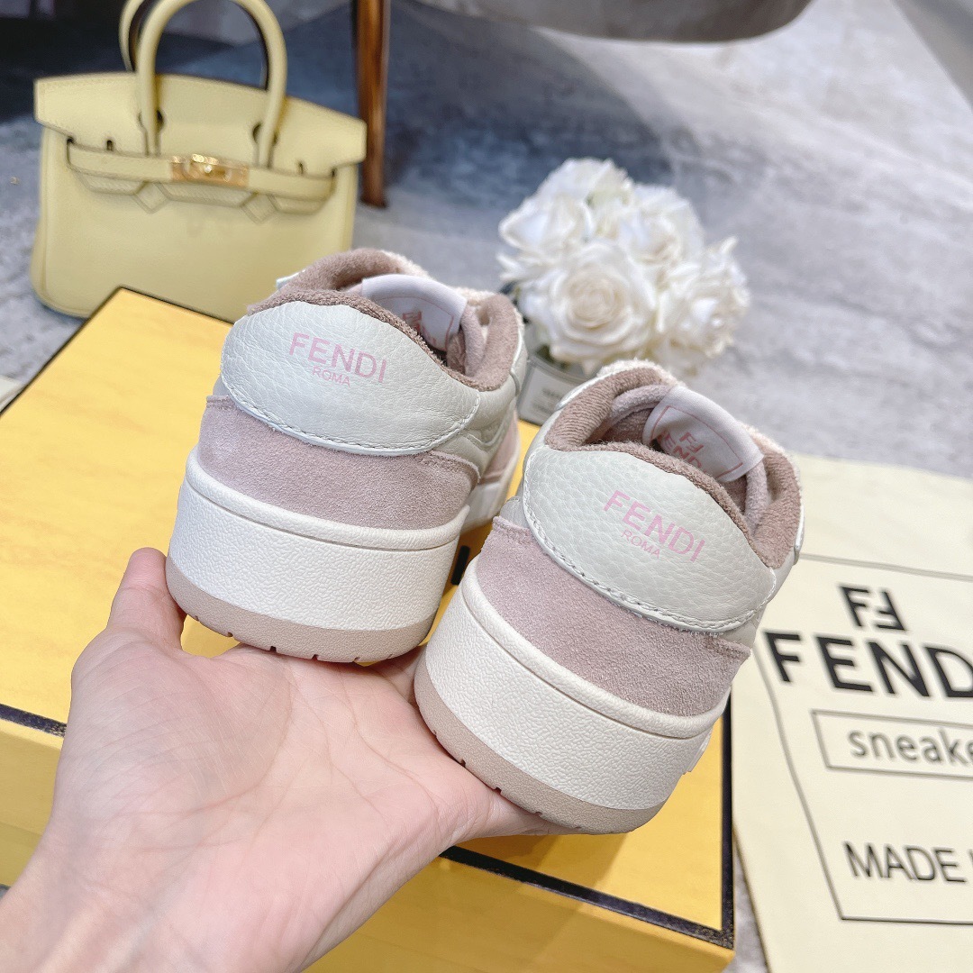 D66B2103-5114-49E1-8959-4C745D176F4D