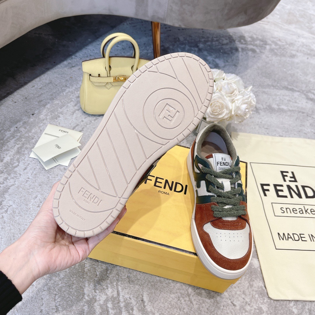 EDAA8874-5663-486C-BFEA-C0DC9E5EF1B8