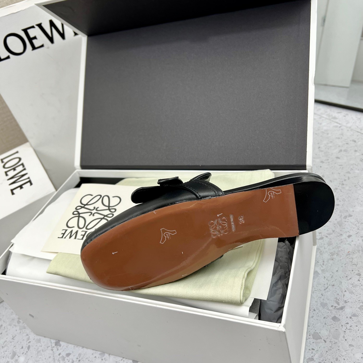 144F9FFF-AEE3-4FA8-8DD2-1FF0046B25A0