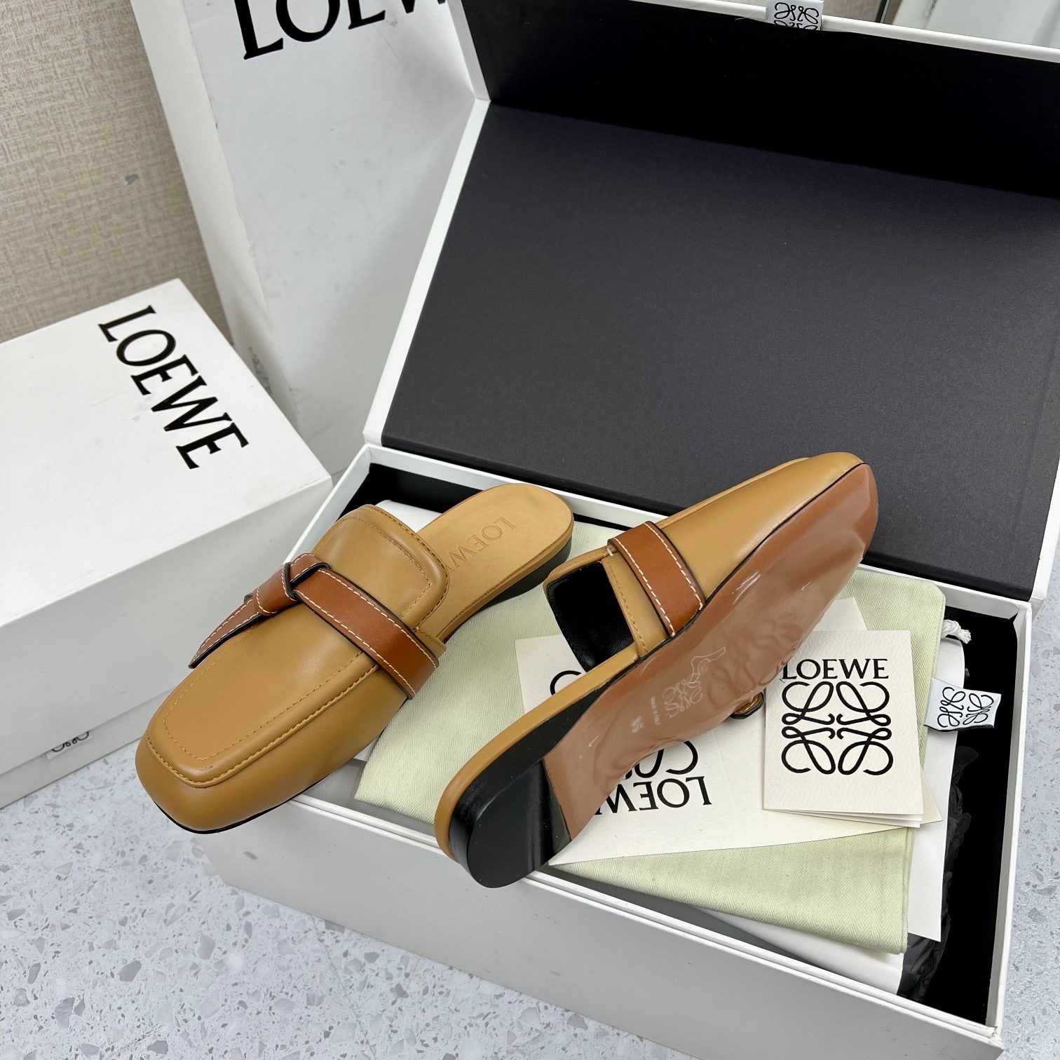 256B3A4A-A840-4BDE-9E25-2D5E851510EC