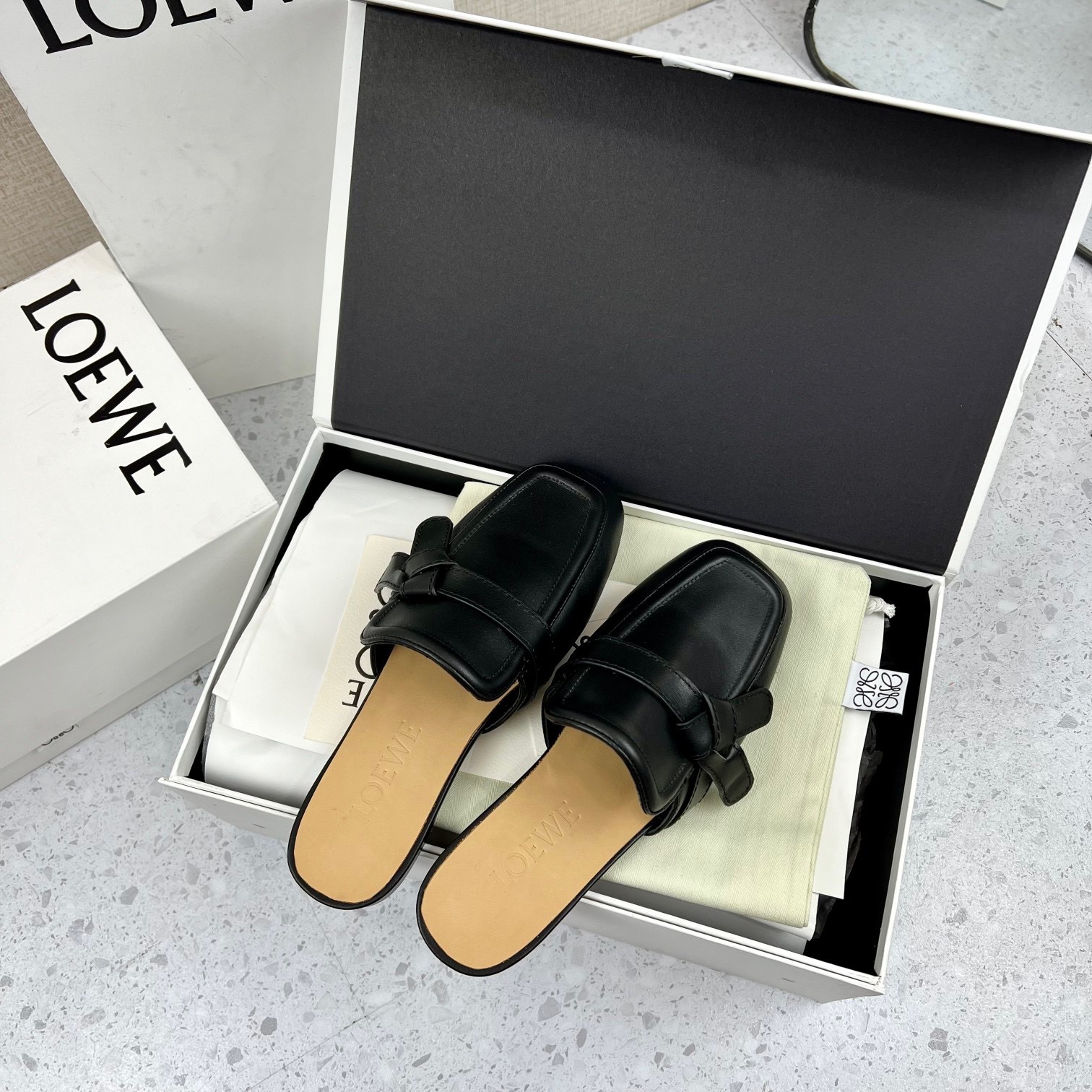 A46CD065-E628-4429-8F5F-FA044EBDF010