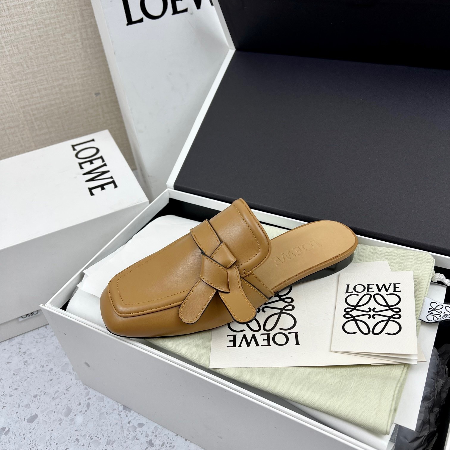 C39B7DE3-1743-4DE0-AA53-0A83F9111B49