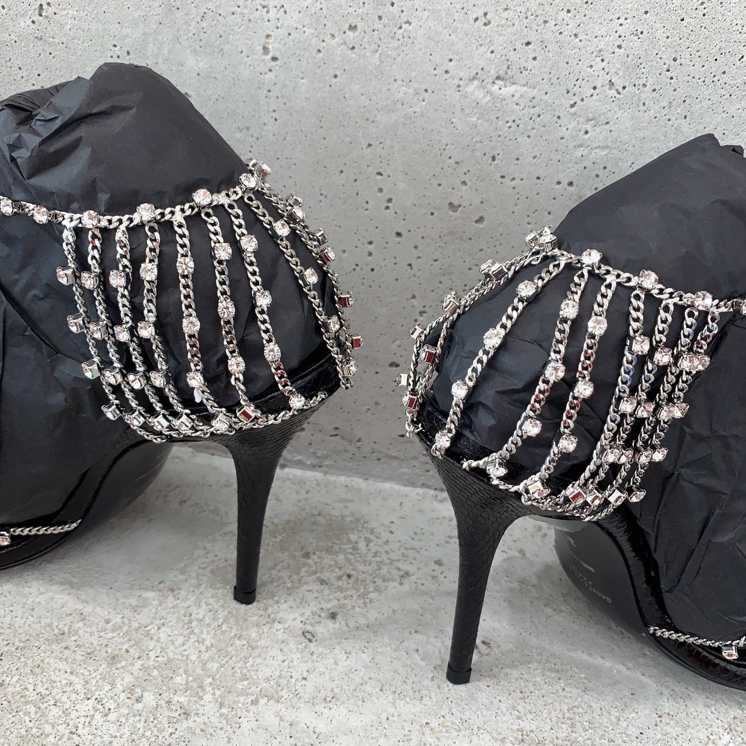 144D8D96-4FD3-469A-B633-61945B7517A3