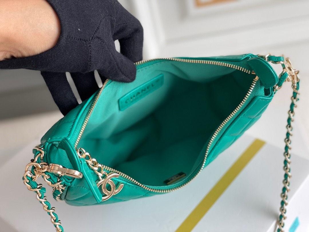 BF7F35FD-EA97-4D70-A9A9-8277CACB10E3