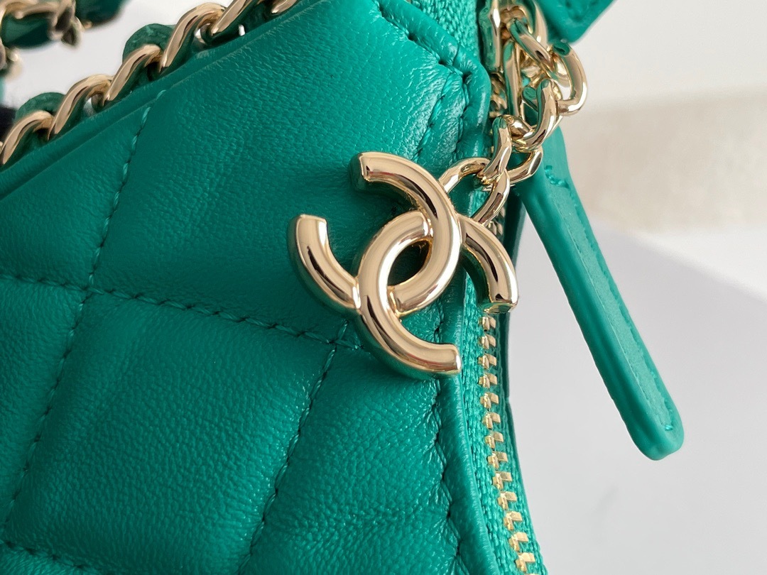 A0AF7352-D5F1-43F6-846D-D831BAD0D922