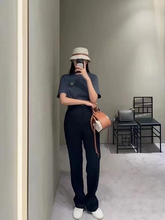 75FA46CB-308A-4DB1-AA81-26F45CDDFAEE