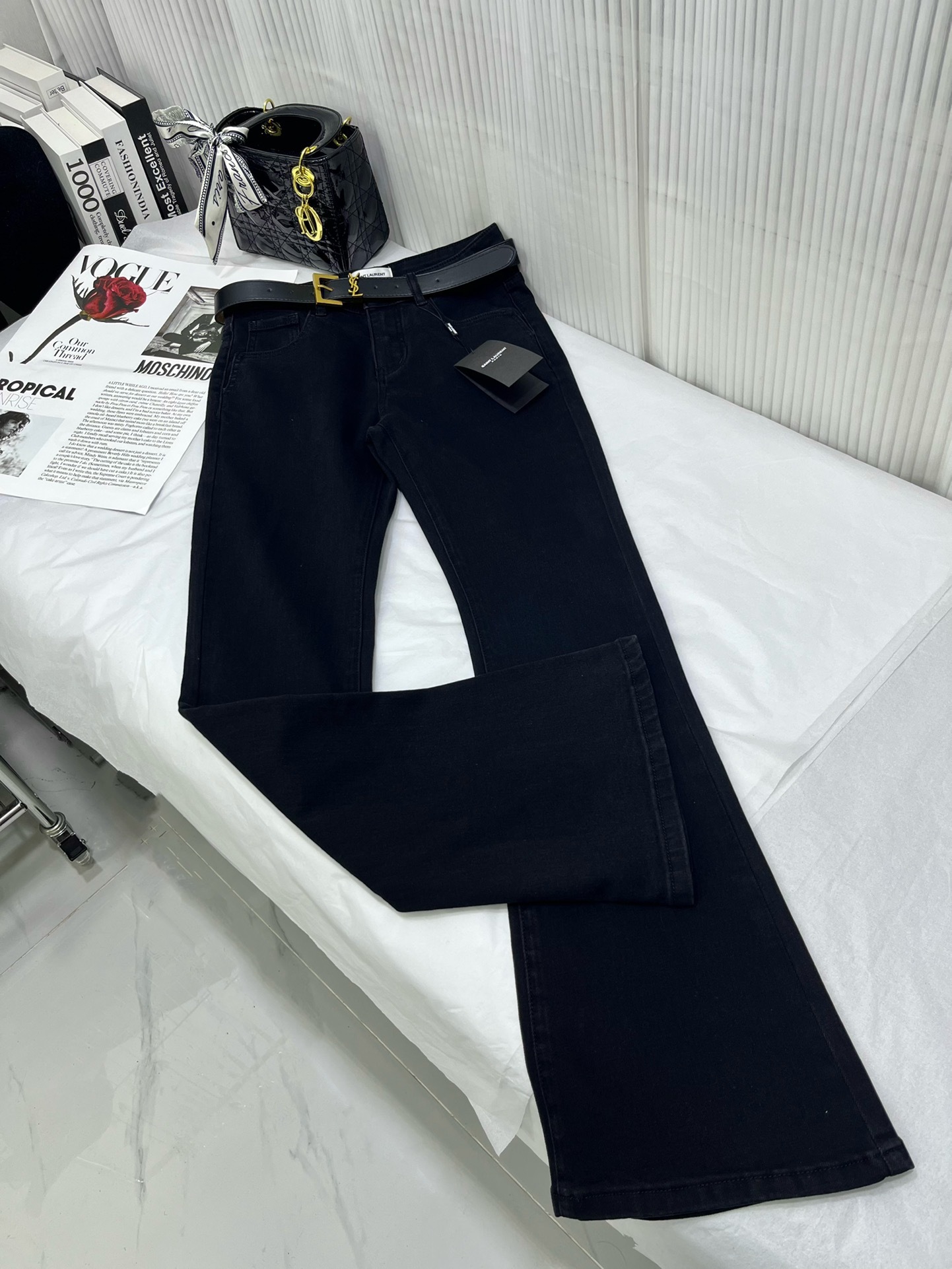 87B3F338-D1BA-435F-BF7F-79D4529762B3