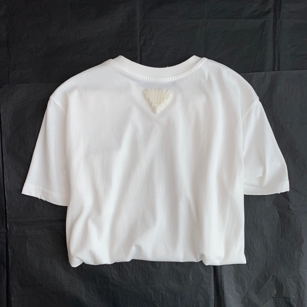 32CB74B3-3E8B-49ED-B3EC-CB759BAC969E