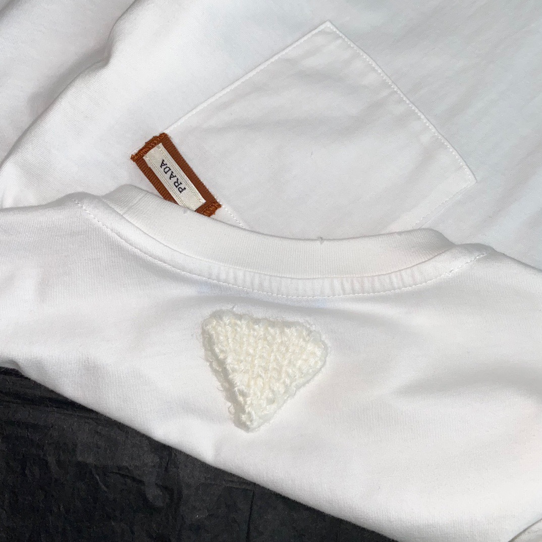 D9FD5C2F-2754-4521-A498-907445FADC36