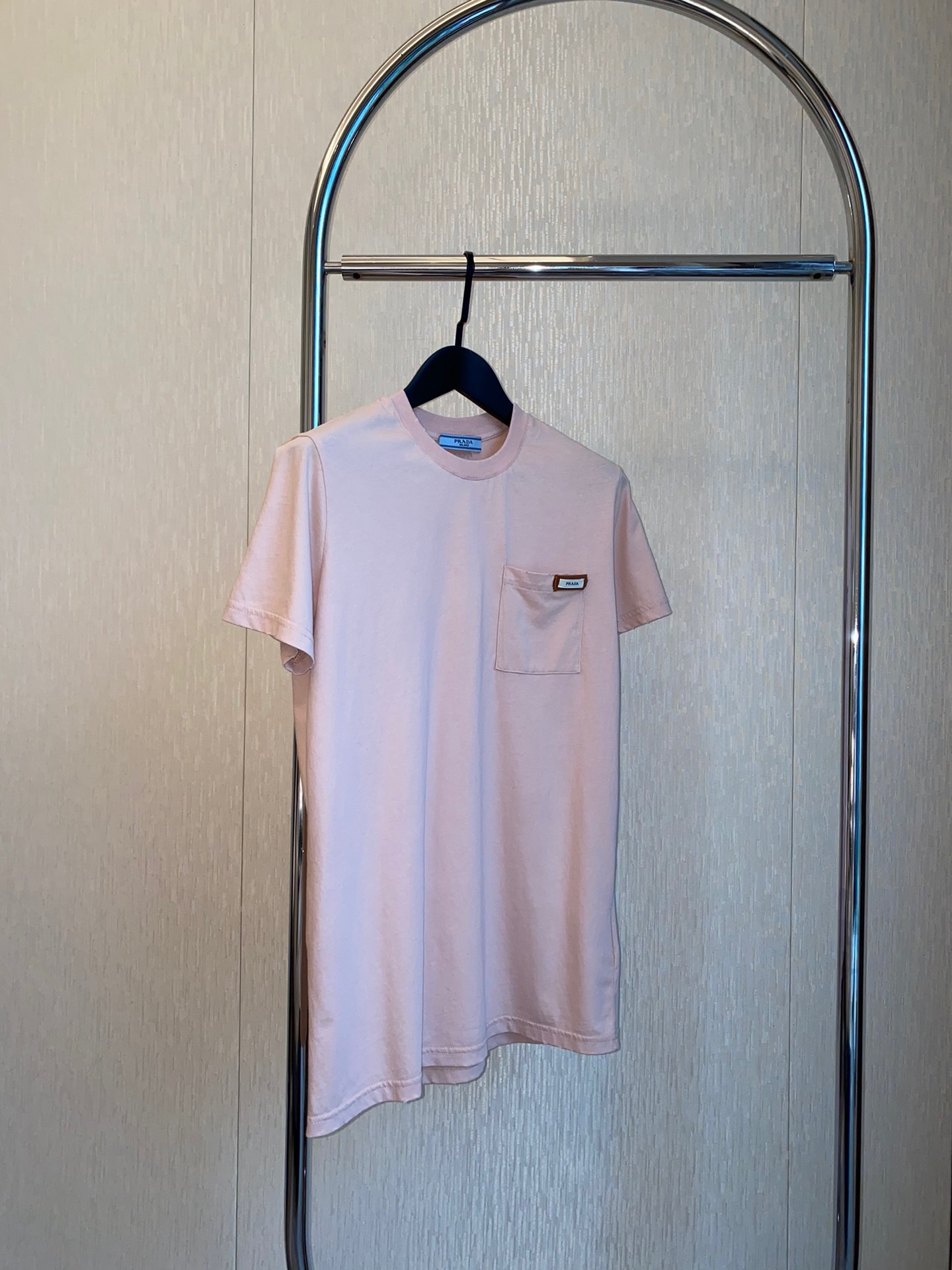 27522D43-6283-4E26-9664-8B5D7D65F44A