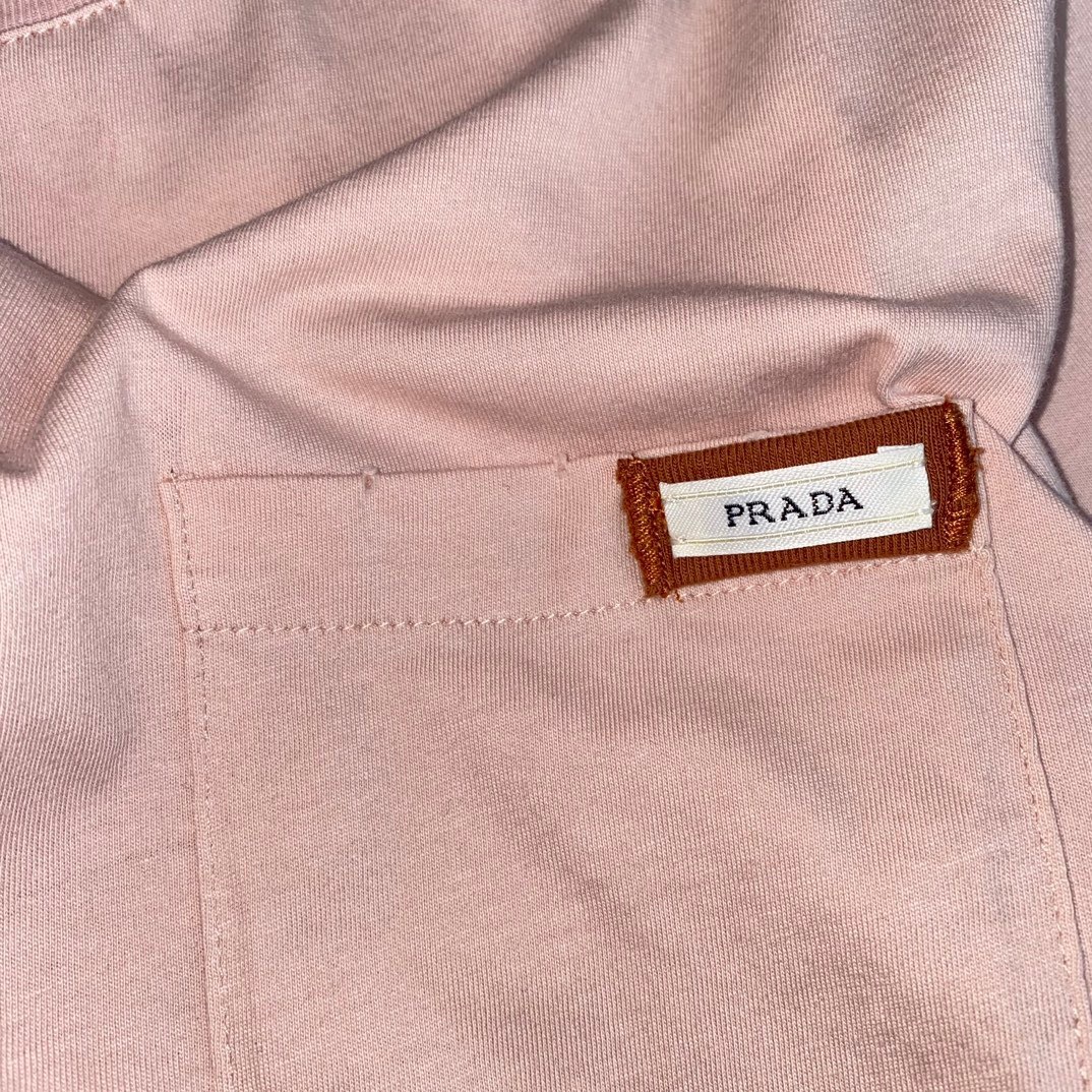 7591E7CA-0C81-404C-8CDC-80707D8A2123