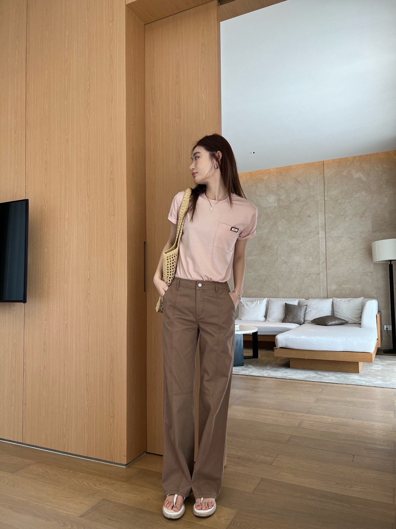 17438C47-2991-4AD5-8CE9-18BD995EDC5B