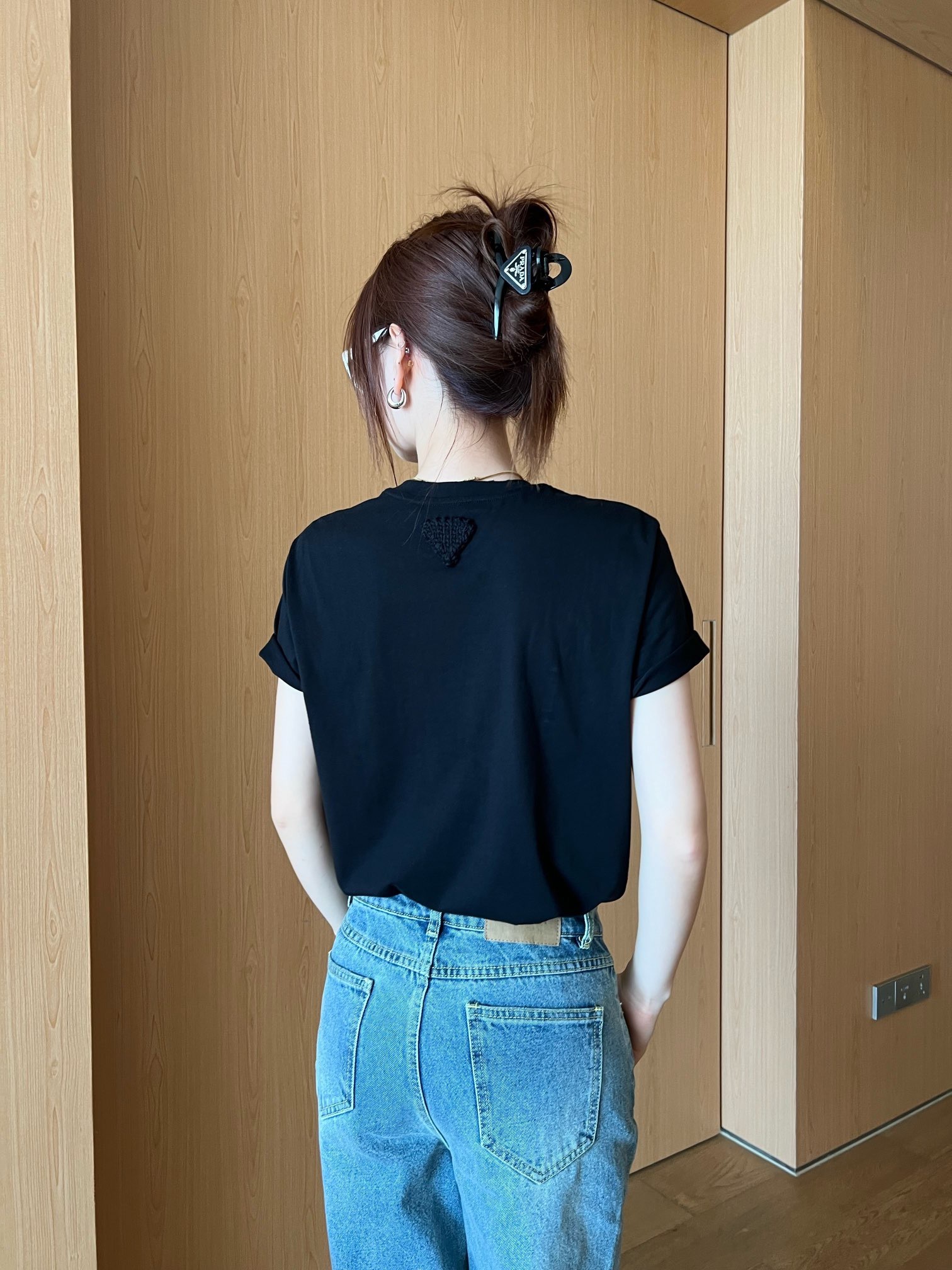 5F8A87F7-8E67-4A05-A325-7C3FA056A4FA