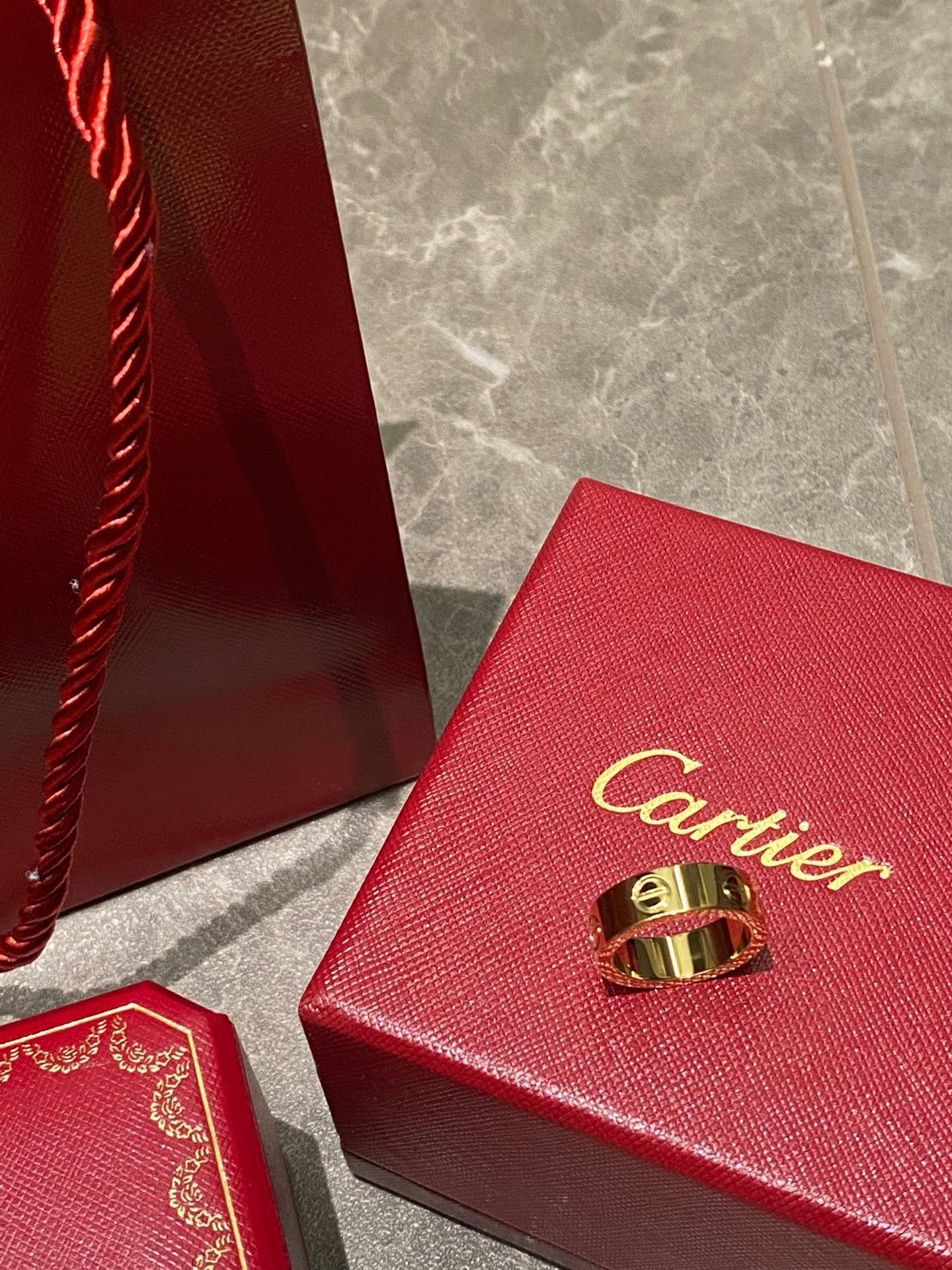 AE09B45E-8A22-4D0A-9301-66A33118DB29