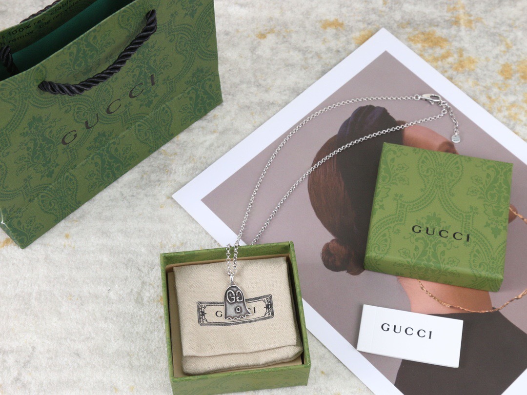 E33B4C00-A3DA-4C89-9E18-6C8C64139B8A